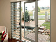 A liga de alumínio decorativa interior articulou as únicas portas internas com as inserções de vidro para o vidro de aço inoxidável dos espaços pequenos